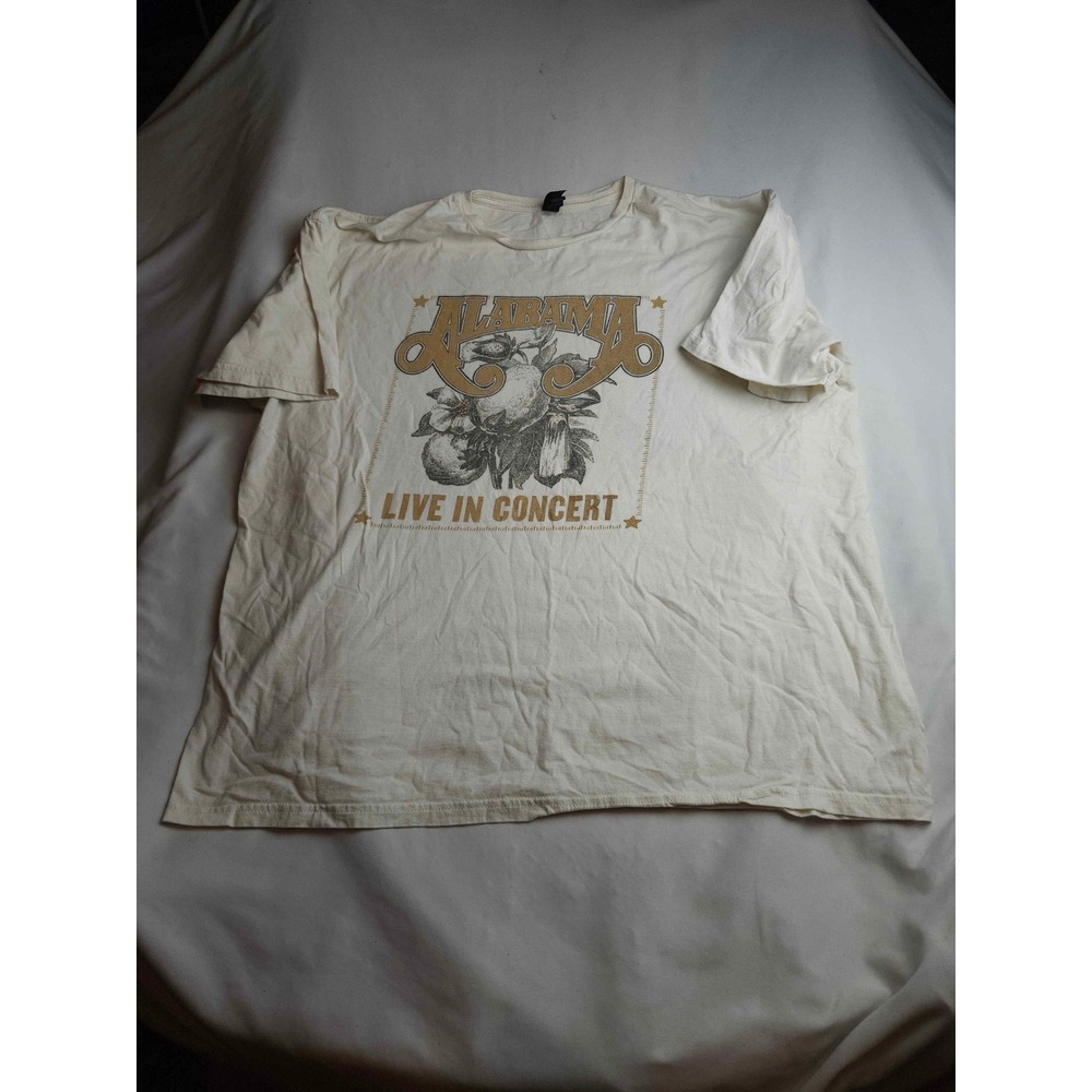 Alabama Live In Concert Tour Band T-Shirt Cream Mens 3XL Cotton Graphic Tee